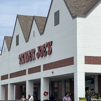 Is There a Trader Joes in Nashua, New Hampshire? – Exploring the Possibilities